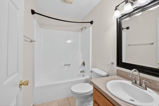 709 26th Ave S Apt M, North Myrtle Beach, SC 29582