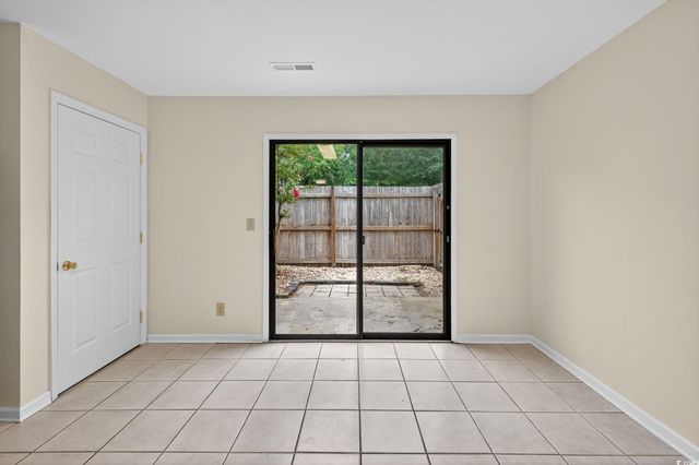 709 26th Ave S Apt M, North Myrtle Beach, SC 29582