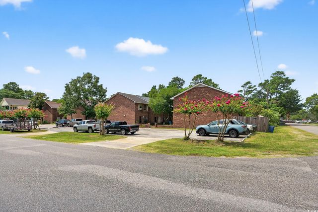 709 26th Ave S Apt M, North Myrtle Beach, SC 29582