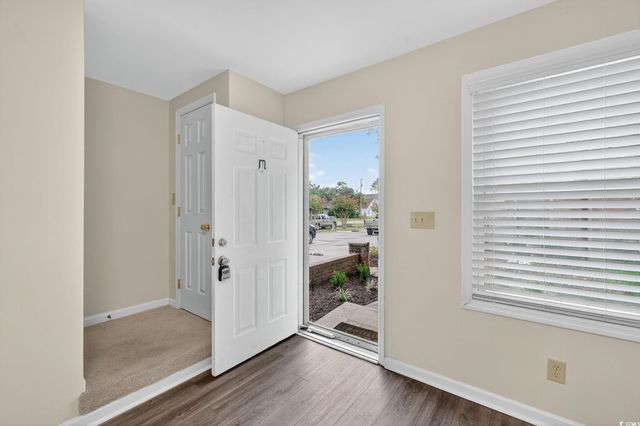 709 26th Ave S Apt M, North Myrtle Beach, SC 29582
