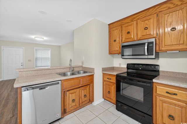 709 26th Ave S Apt M, North Myrtle Beach, SC 29582