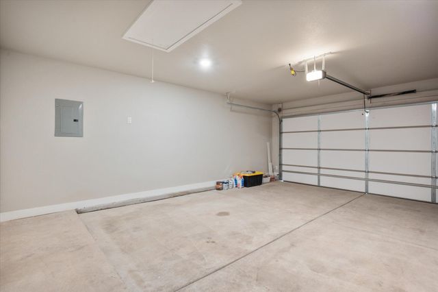 13816 Red Springs Avenue, Lubbock, TX 79423