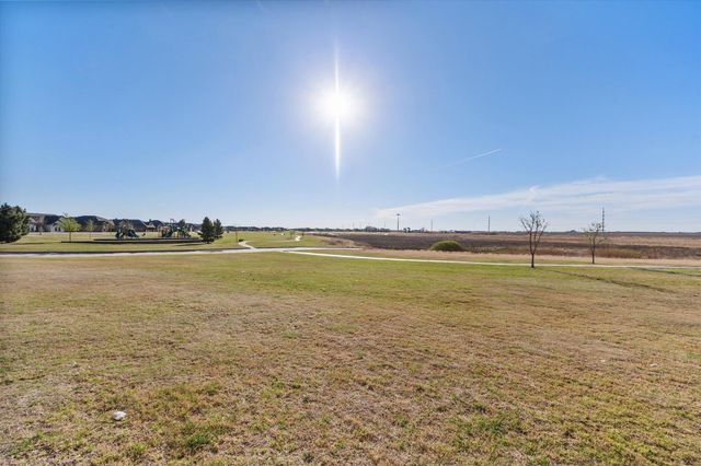 13816 Red Springs Avenue, Lubbock, TX 79423