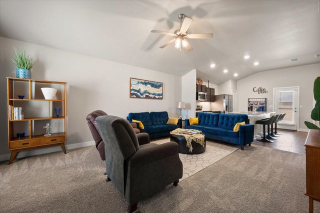 13816 Red Springs Avenue, Lubbock, TX 79423