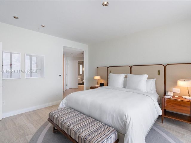 525 N Fort Lauderdale Beach Blvd 1705, Fort Lauderdale, FL 33304