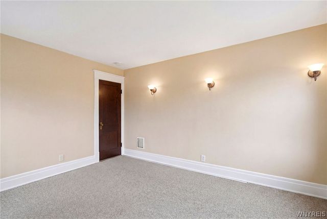 85 Carlyle Avenue, Buffalo, NY 14220