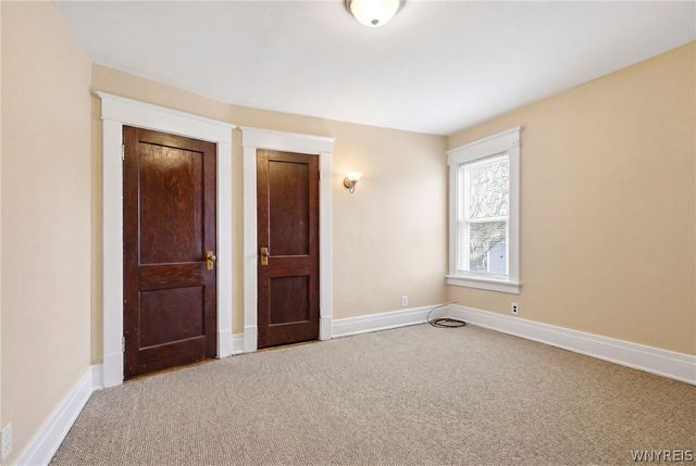 85 Carlyle Avenue, Buffalo, NY 14220