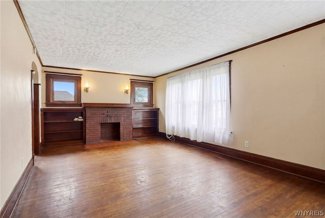 85 Carlyle Avenue, Buffalo, NY 14220