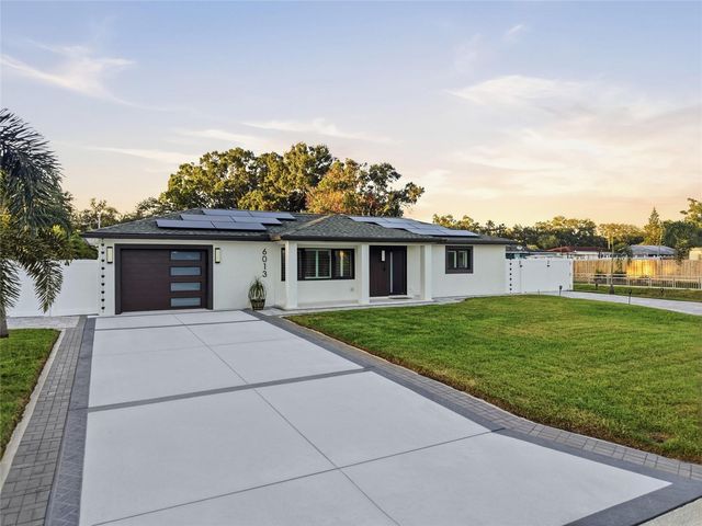 6013 45TH AVENUE N, Kenneth City, FL 33709