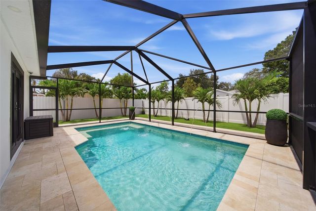 6013 45TH AVENUE N, Kenneth City, FL 33709