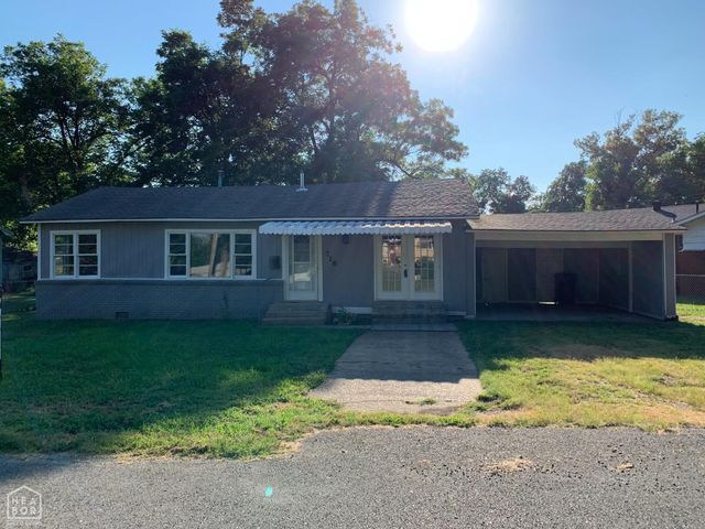 716 Florida Street, Walnut Ridge, AR 72476