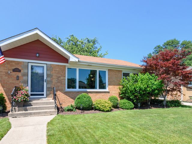 2844 W 100th Place, Evergreen Park, IL 60805