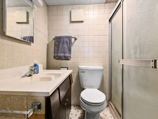 2844 W 100th Place, Evergreen Park, IL 60805