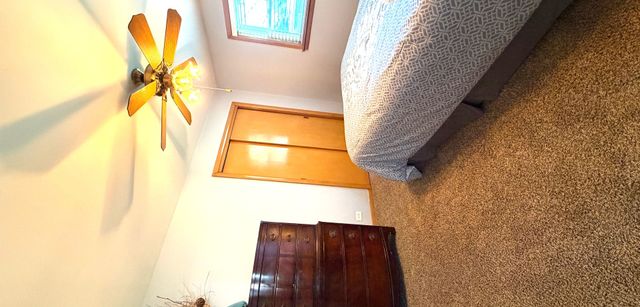 2844 W 100th Place, Evergreen Park, IL 60805