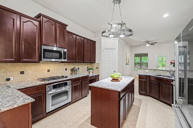 1003 Brighton Street, Roanoke, TX 76262