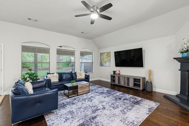 1003 Brighton Street, Roanoke, TX 76262