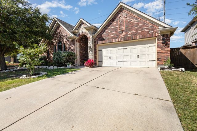 1003 Brighton Street, Roanoke, TX 76262