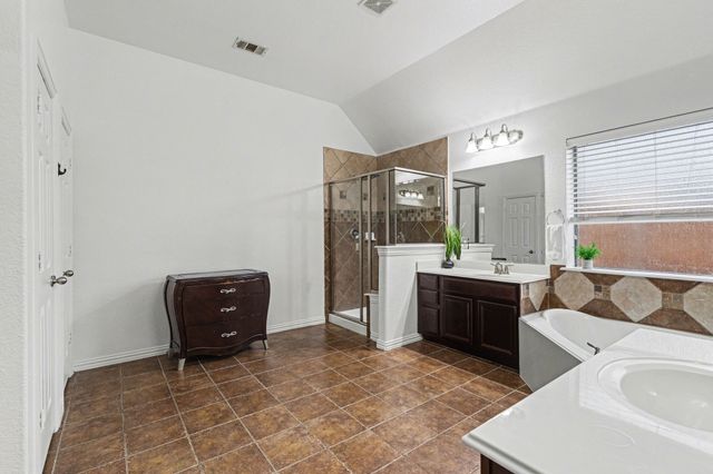 1003 Brighton Street, Roanoke, TX 76262