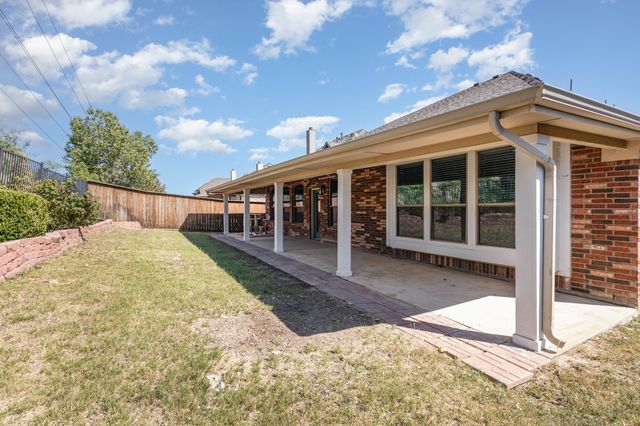 1003 Brighton Street, Roanoke, TX 76262