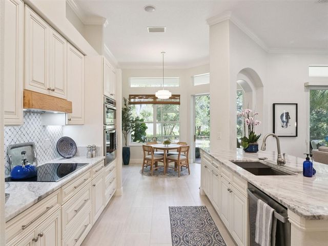20538 QUEEN ALEXANDRA DRIVE, Leesburg, FL 34748