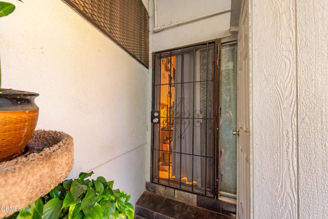 3550 The Paseo, Los Angeles, CA 90065