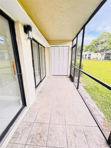 3939 NE 5th Avenue C106, Boca Raton, FL 33431