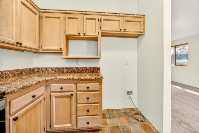 239 E Hersey Street, Ashland, OR 97520