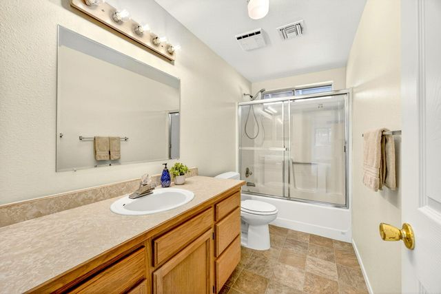 239 E Hersey Street, Ashland, OR 97520