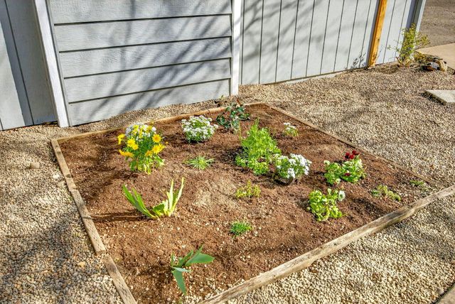 239 E Hersey Street, Ashland, OR 97520