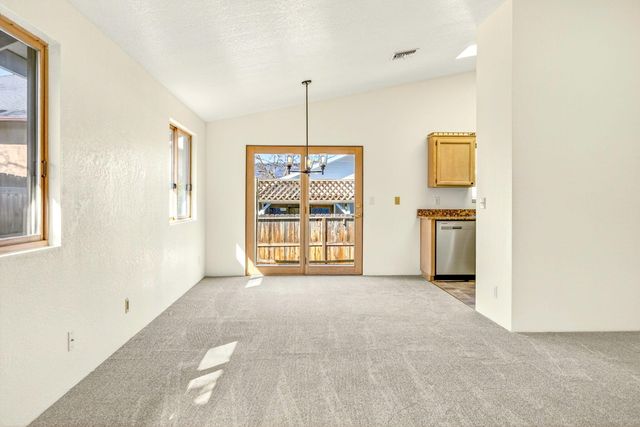 239 E Hersey Street, Ashland, OR 97520