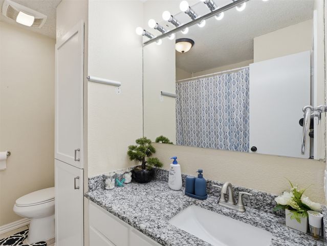 6100 Melody Lane, Watauga, TX 76148