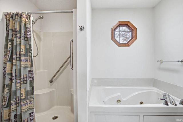 123 Hopkins Court, Tipton, IN 46072