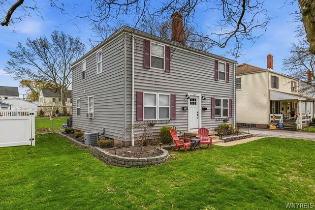 955 Beach Road, Cheektowaga, NY 14225