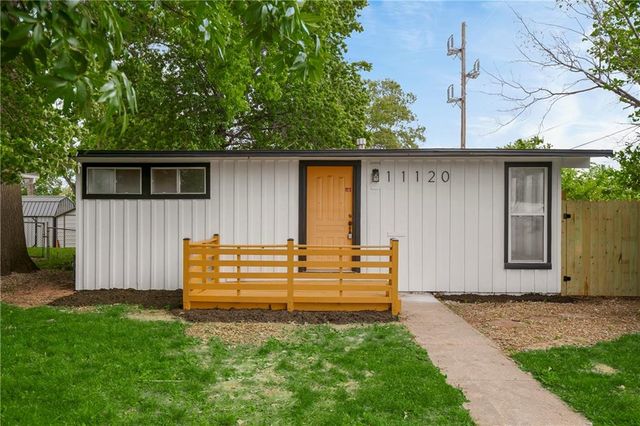 11120 E 35th Terrace, Independence, MO 64052