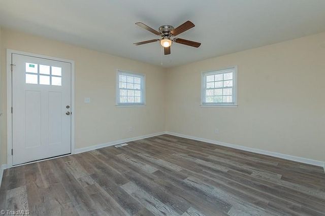 8915 Linwood Southmont Road, Lexington, NC 27292