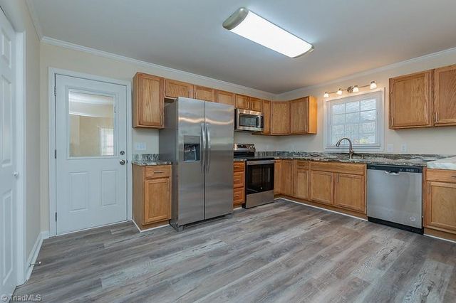 8915 Linwood Southmont Road, Lexington, NC 27292