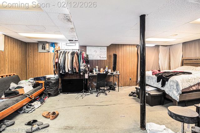 23306 Tireman Street, Dearborn Heights, MI 48127