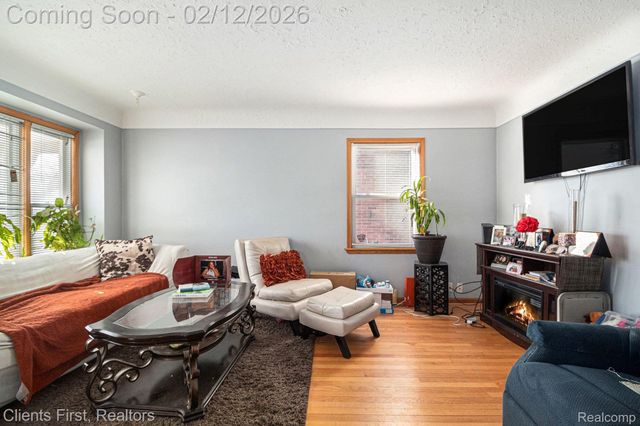 23306 Tireman Street, Dearborn Heights, MI 48127