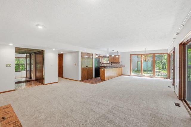 3155 Griggsview Court, Columbus, OH 43221