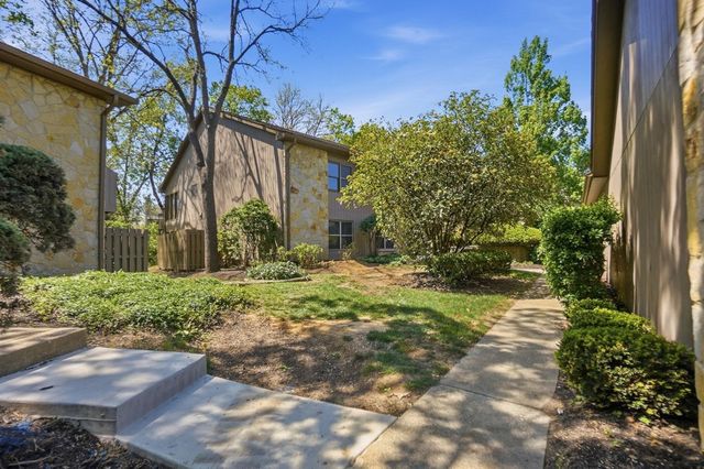 3155 Griggsview Court, Columbus, OH 43221