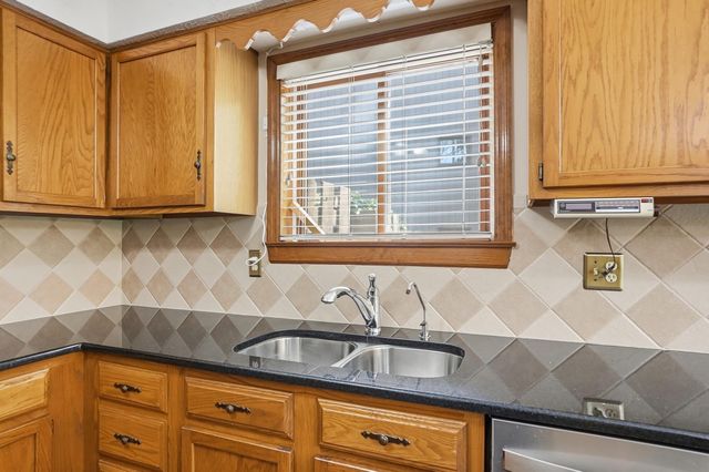 3155 Griggsview Court, Columbus, OH 43221