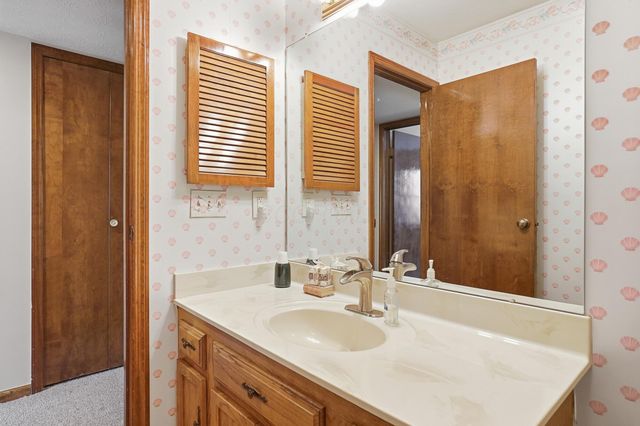 3155 Griggsview Court, Columbus, OH 43221
