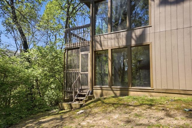 3155 Griggsview Court, Columbus, OH 43221
