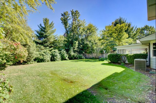 1236 Hercules Lane, Naperville, IL 60540