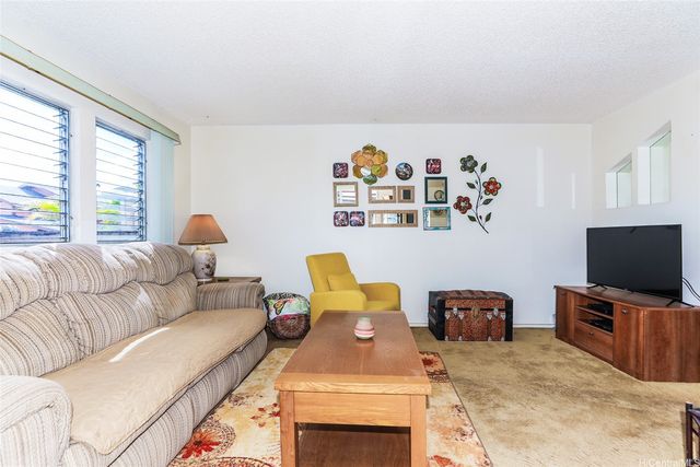 95-683 Kelewaa Street, Mililani, HI 96789