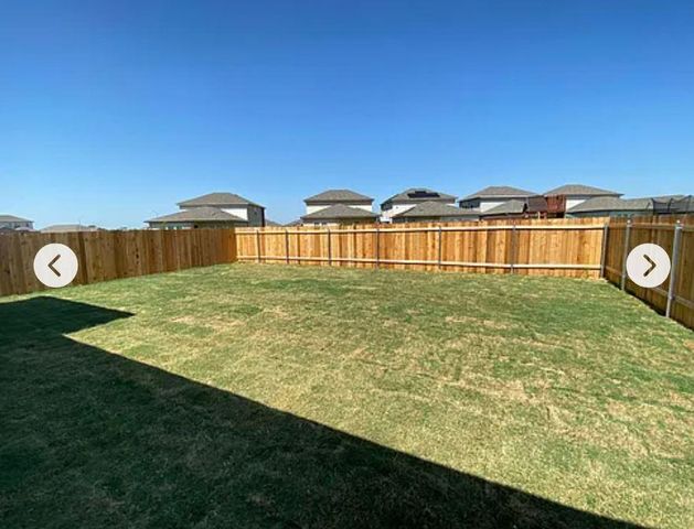 212 Montego ST, Hutto, TX 78634