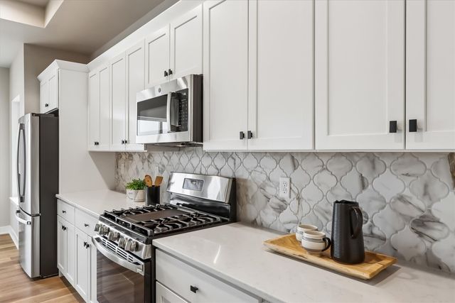 3215 Sunflower Street, Ely, IA 52227