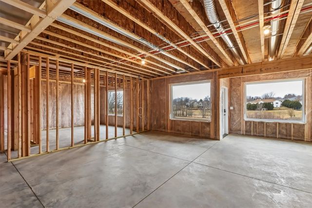 3215 Sunflower Street, Ely, IA 52227