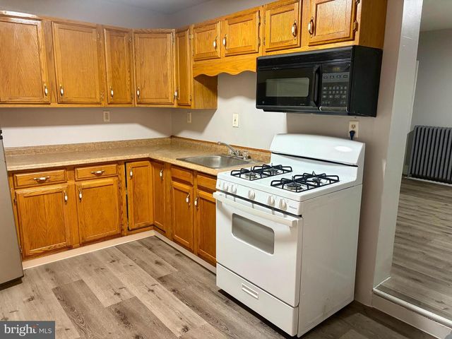 408 LINCOLN AVE, Pottstown, PA 19464