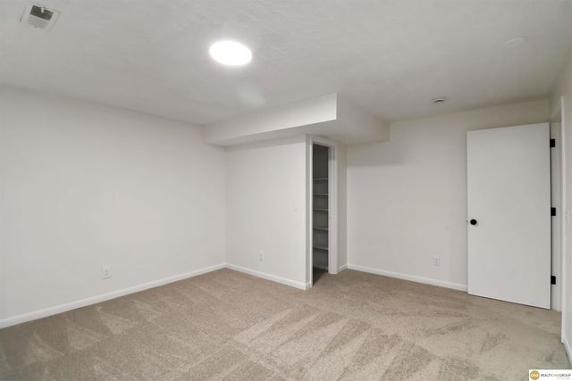 2404 Circletown Place, Bellevue, NE 68123